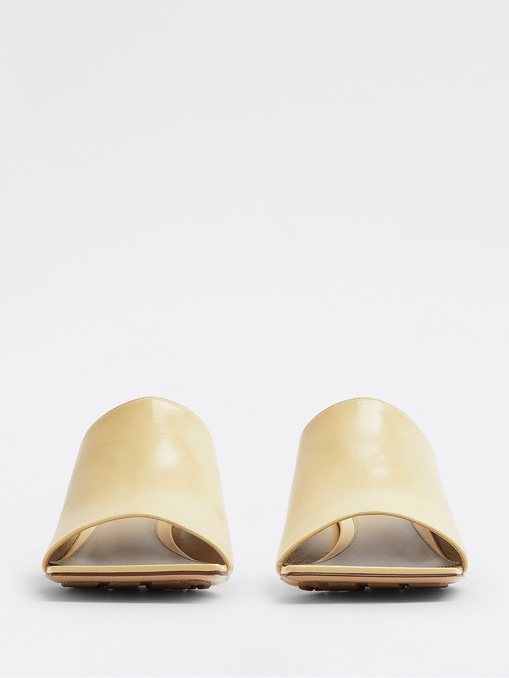 Bottega Veneta Women's baby yellow Slide mules kitten heels 38.5 - Picture 4 of 8